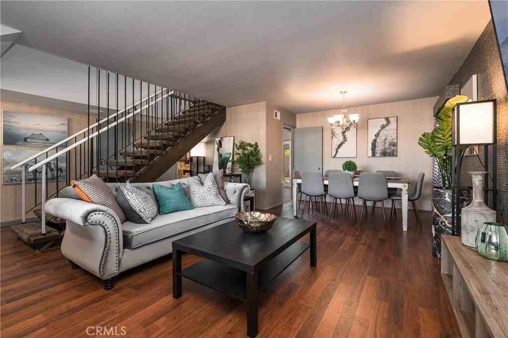 17958 Nearbank Drive - Photo 7 of 34