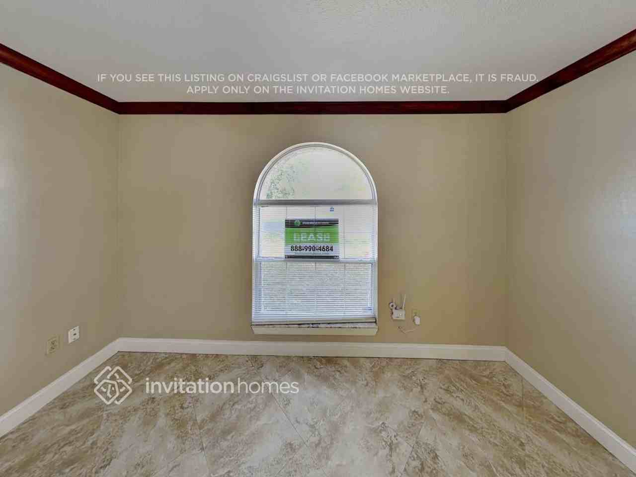 674 Milan Dr - Photo 4 of 17