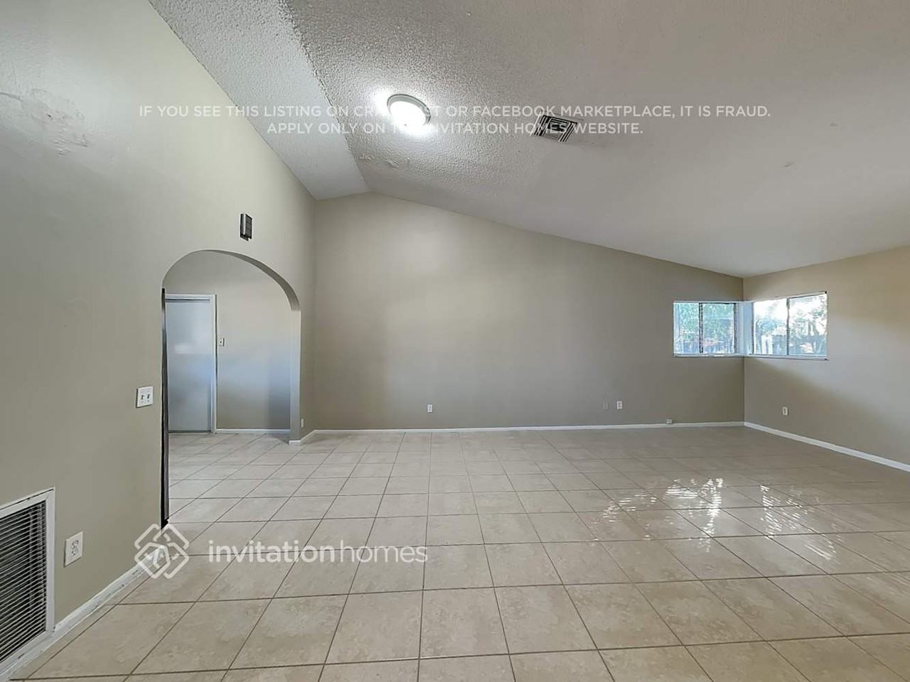 9664 Carousel Cir S - Photo 5 of 18