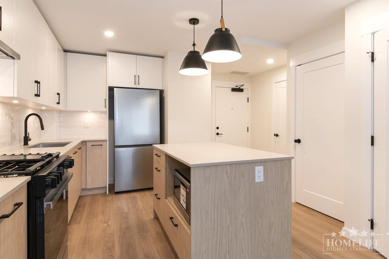 Aldergrove Town Centre Dr - Photo 6 of 14