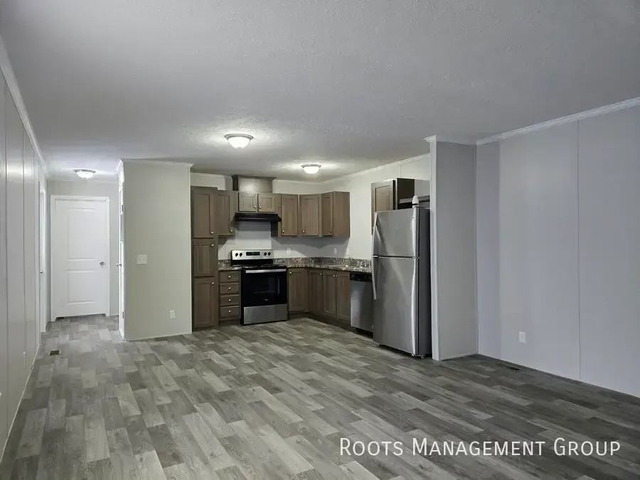 180 Hawk Drive #180 - Photo 2 of 9