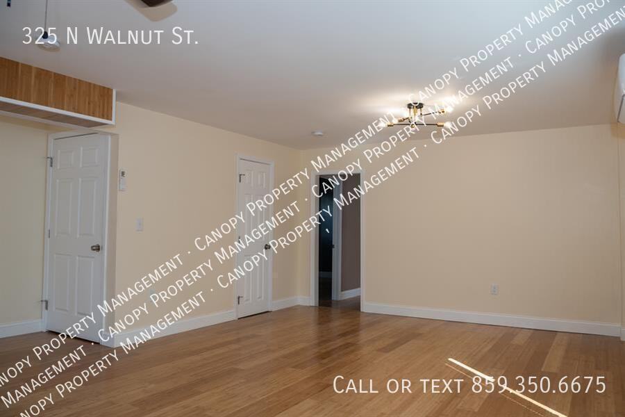 325 North Walnut Street - Photo 7 of 11