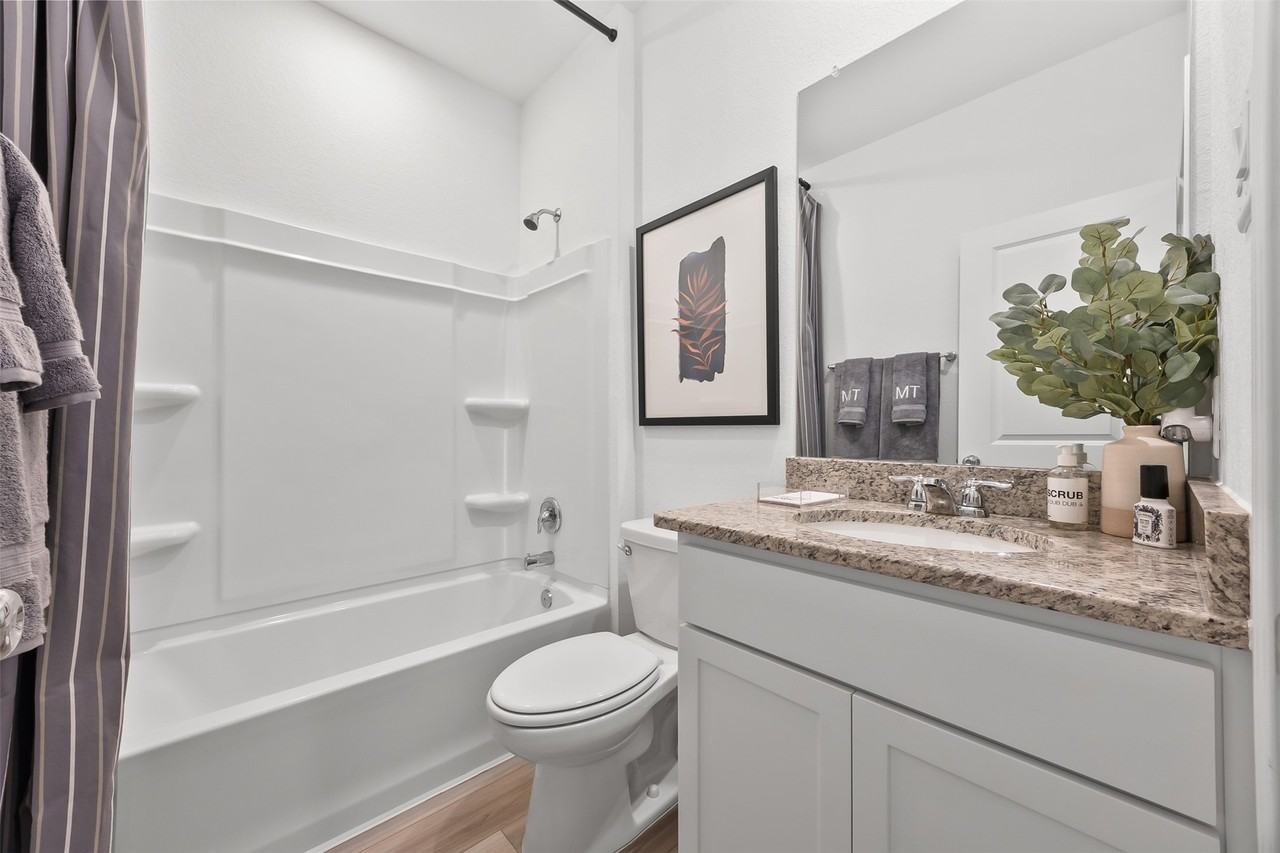 21919 Hat Creek Dr #21919 - Photo 4 of 39