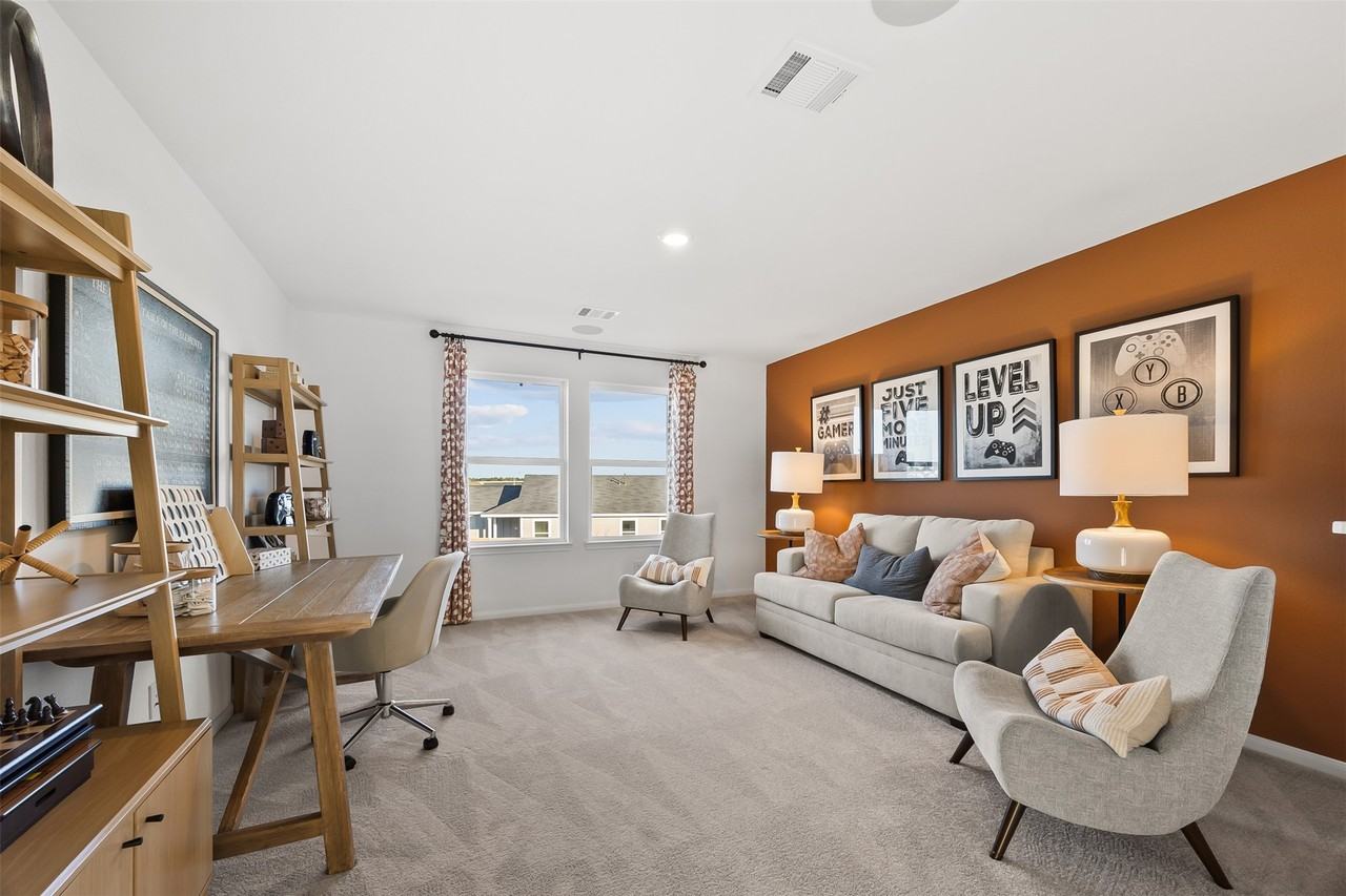 21919 Hat Creek Dr #21919 - Photo 5 of 39