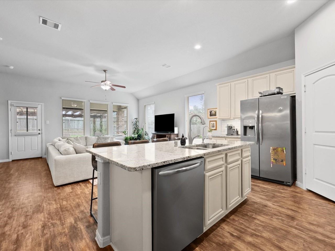 14381 White Top Peak Court #14381 - Photo 3 of 39