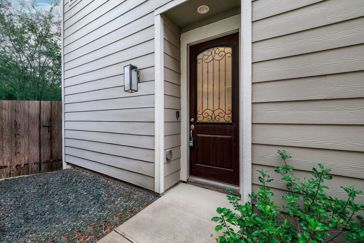 10002 Waving Grain Ln #10002 - Photo 2 of 35