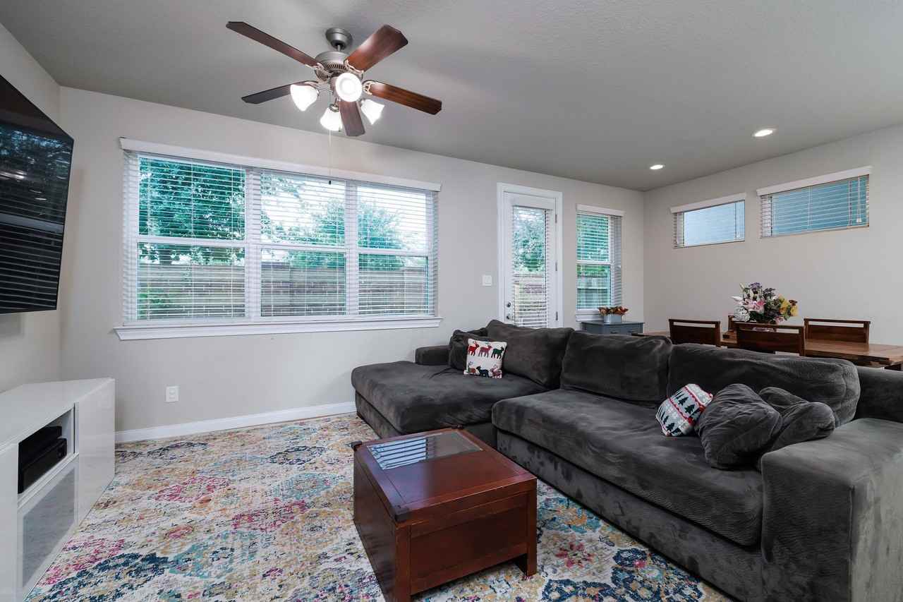 10002 Waving Grain Ln #10002 - Photo 4 of 35