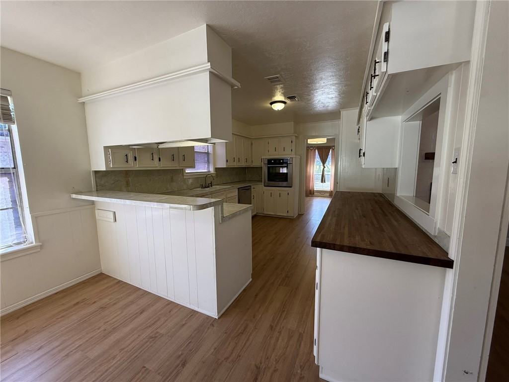 2007 Southwood Drive #2007