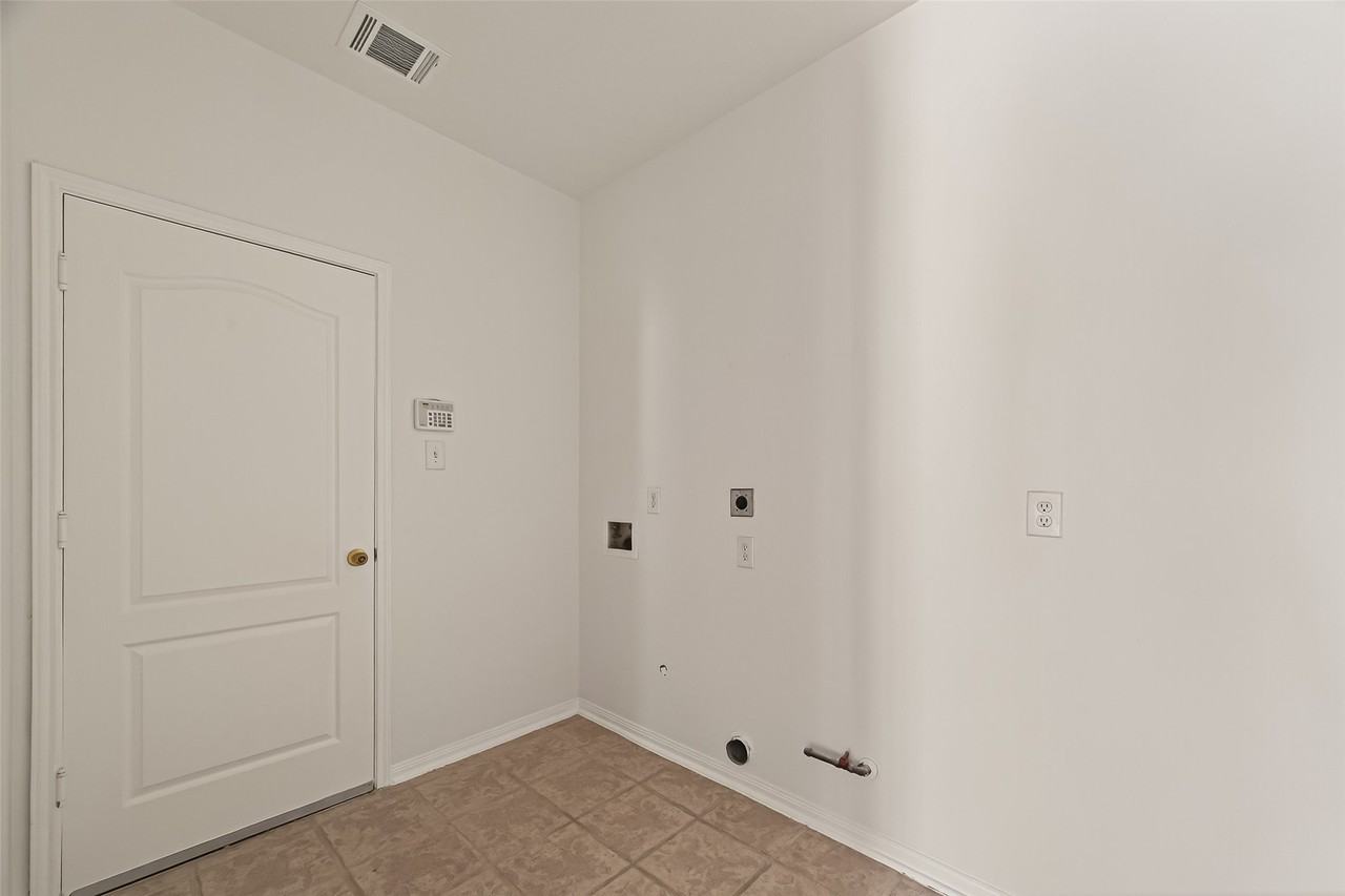 3804 Dunlavy Drive #3804 - Photo 4 of 34