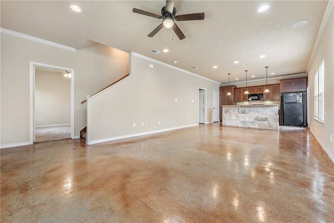 3374 Keefer Loop #3374 - Photo 4 of 15