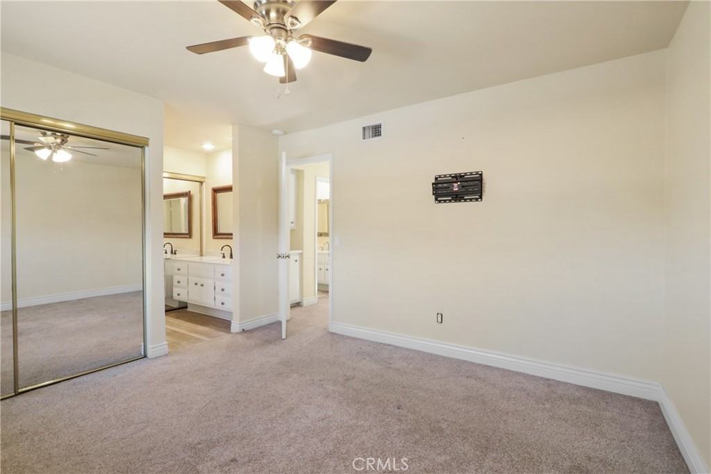 27412 Iris Avenue #27412 - Photo 3 of 20