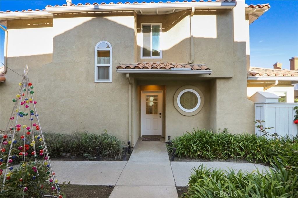 27412 Iris Avenue #27412 - Photo 4 of 20