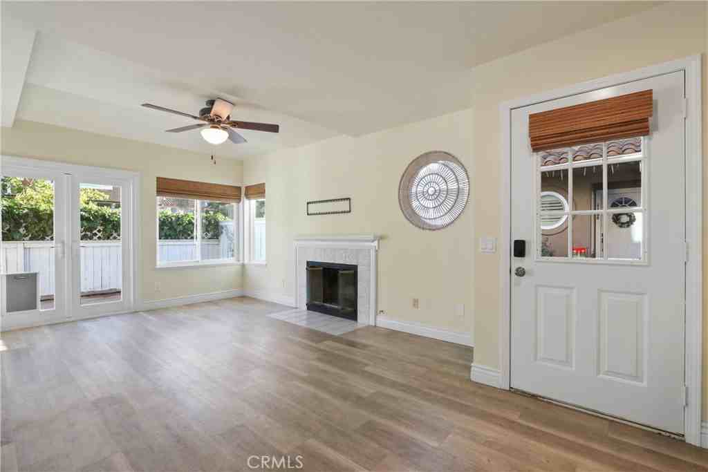 27412 Iris Avenue #27412 - Photo 6 of 20