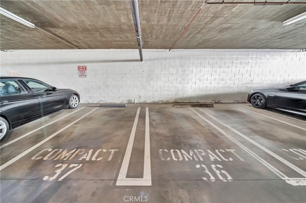 14727 Magnolia Blvd #14727-126 - Photo 7 of 42