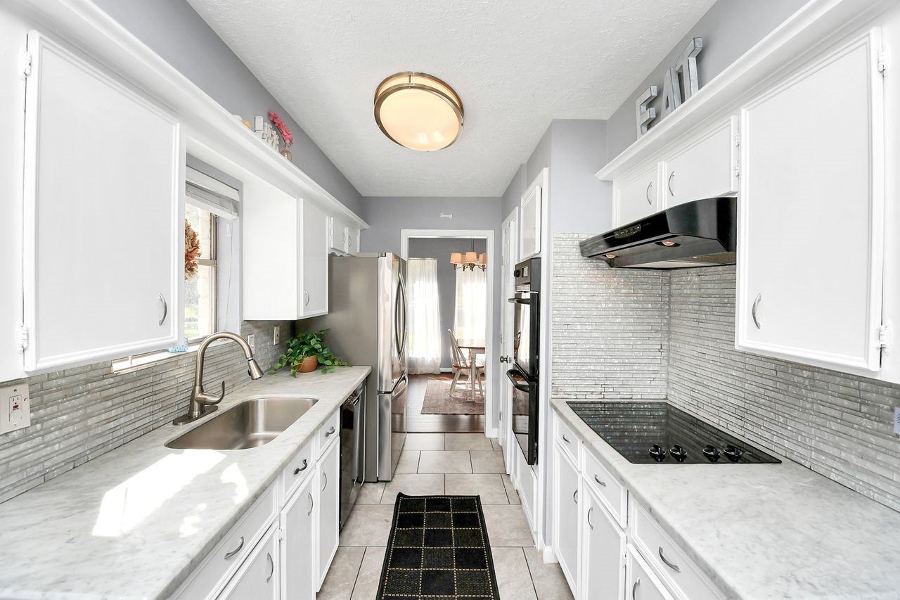 1971 Round Spring Drive #1971 - Photo 4 of 19