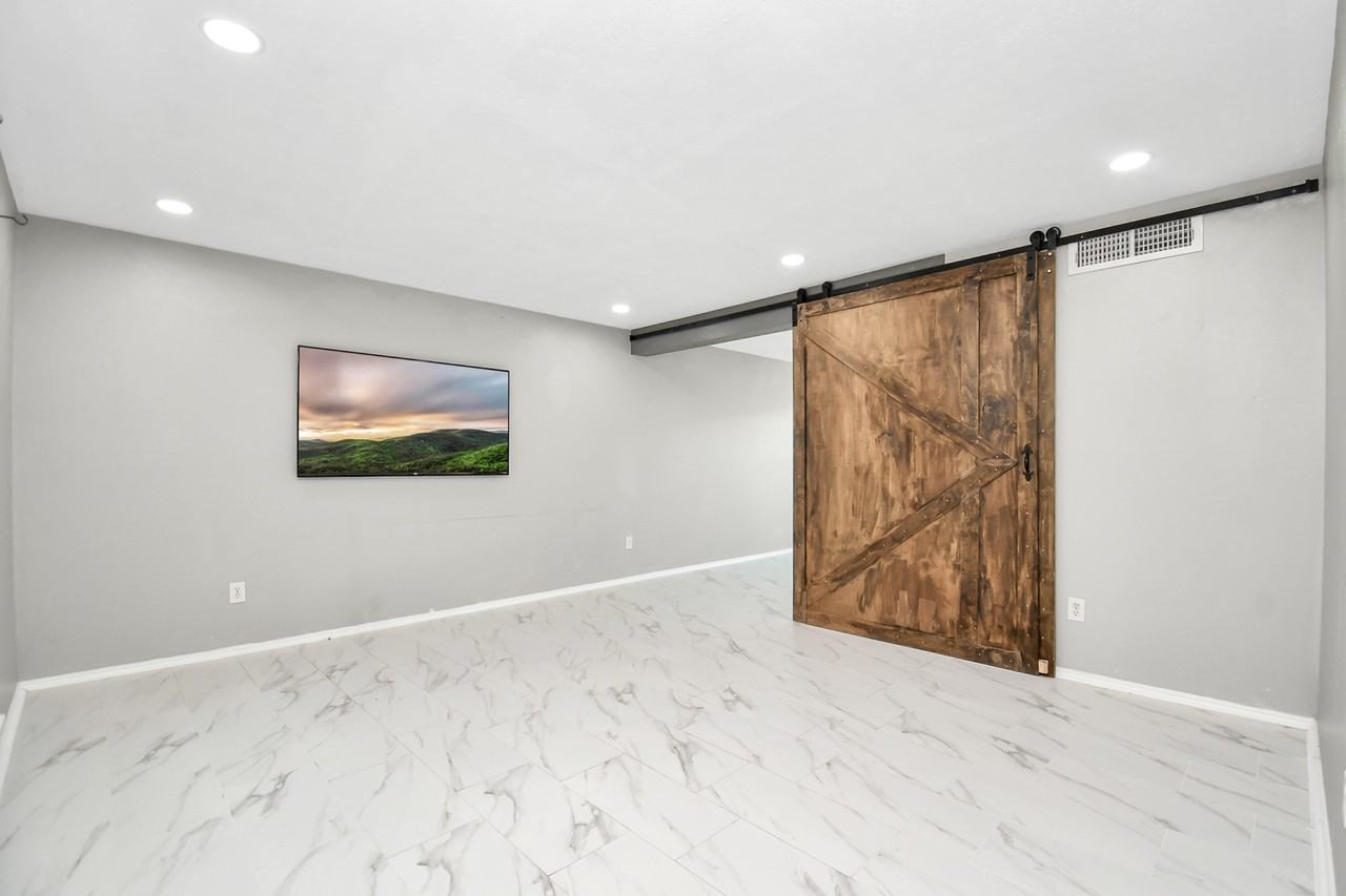 20423 Blue Juniper Drive #20423 - Photo 3 of 41