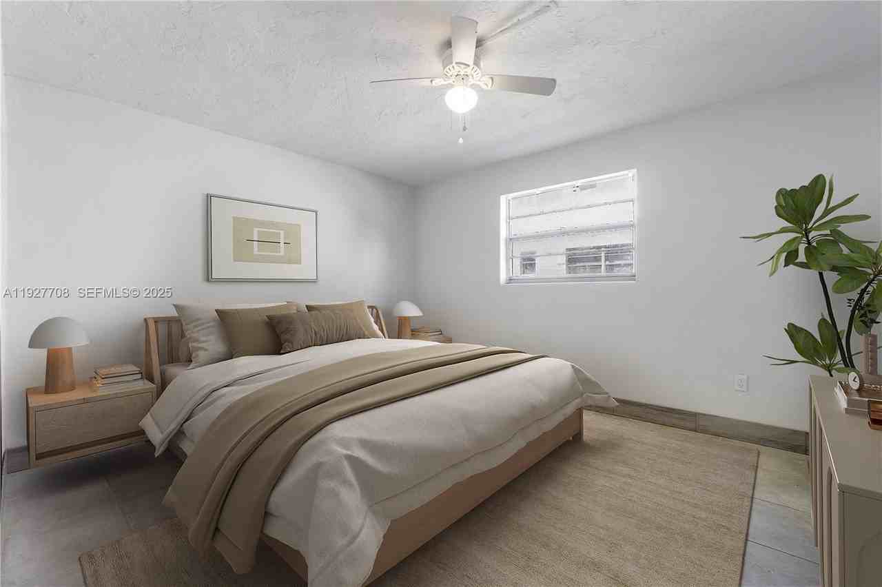 332 Southwest 3rd Street #332-8 - Photo 5 of 10