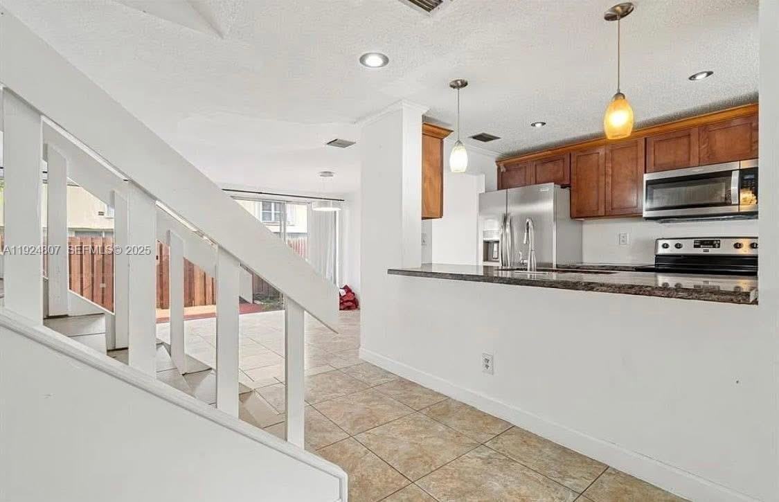 838 Northwest 82nd Avenue #838-2 - Photo 3 of 11