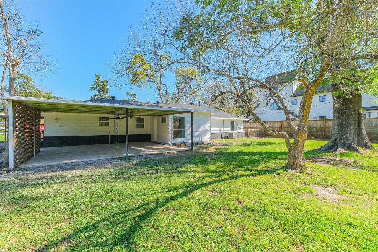 9419 Campbell Road #9419 - Photo 6 of 29