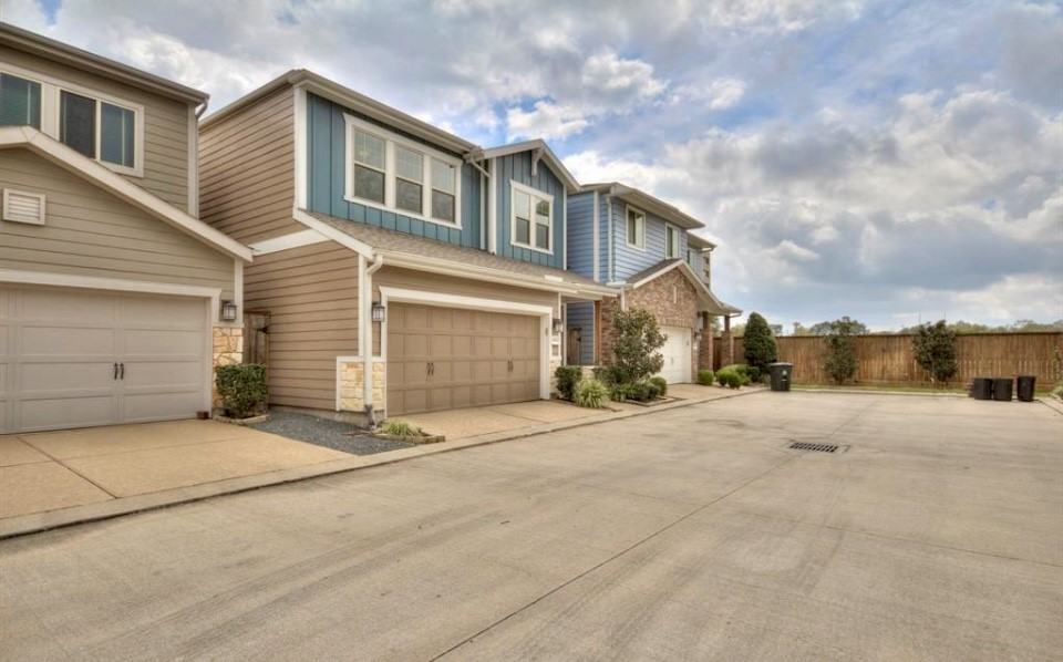 1804 Cavanal St #1804 - Photo 3 of 20