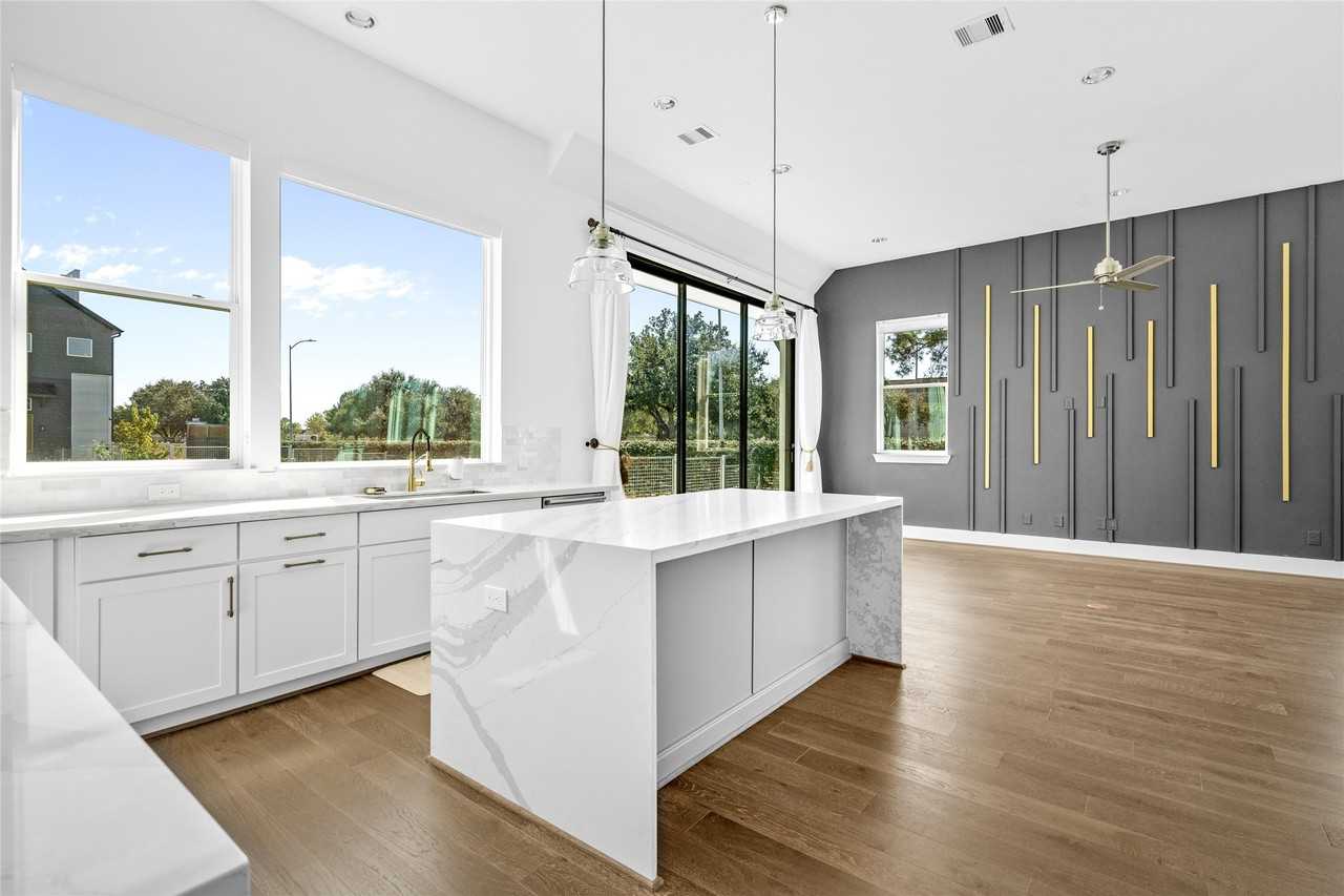 9855 Mockingbird Hill Lane #9855 - Photo 5 of 15