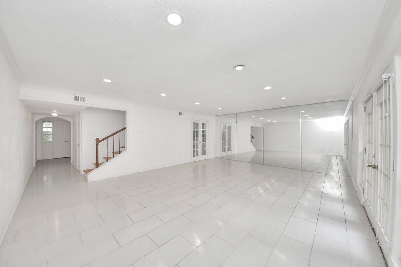 832 Wax Myrtle Lane #832-832 - Photo 6 of 31