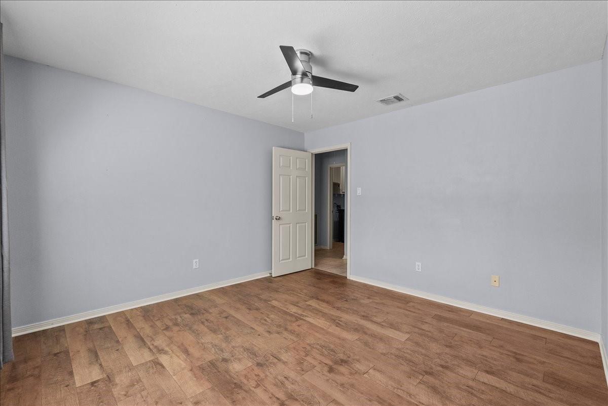 2422 Fairwind Drive #2422 - Photo 4 of 38