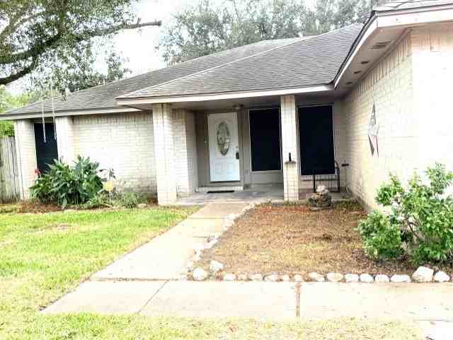 22119 Manor Estates Drive #22119 - Photo 3 of 19