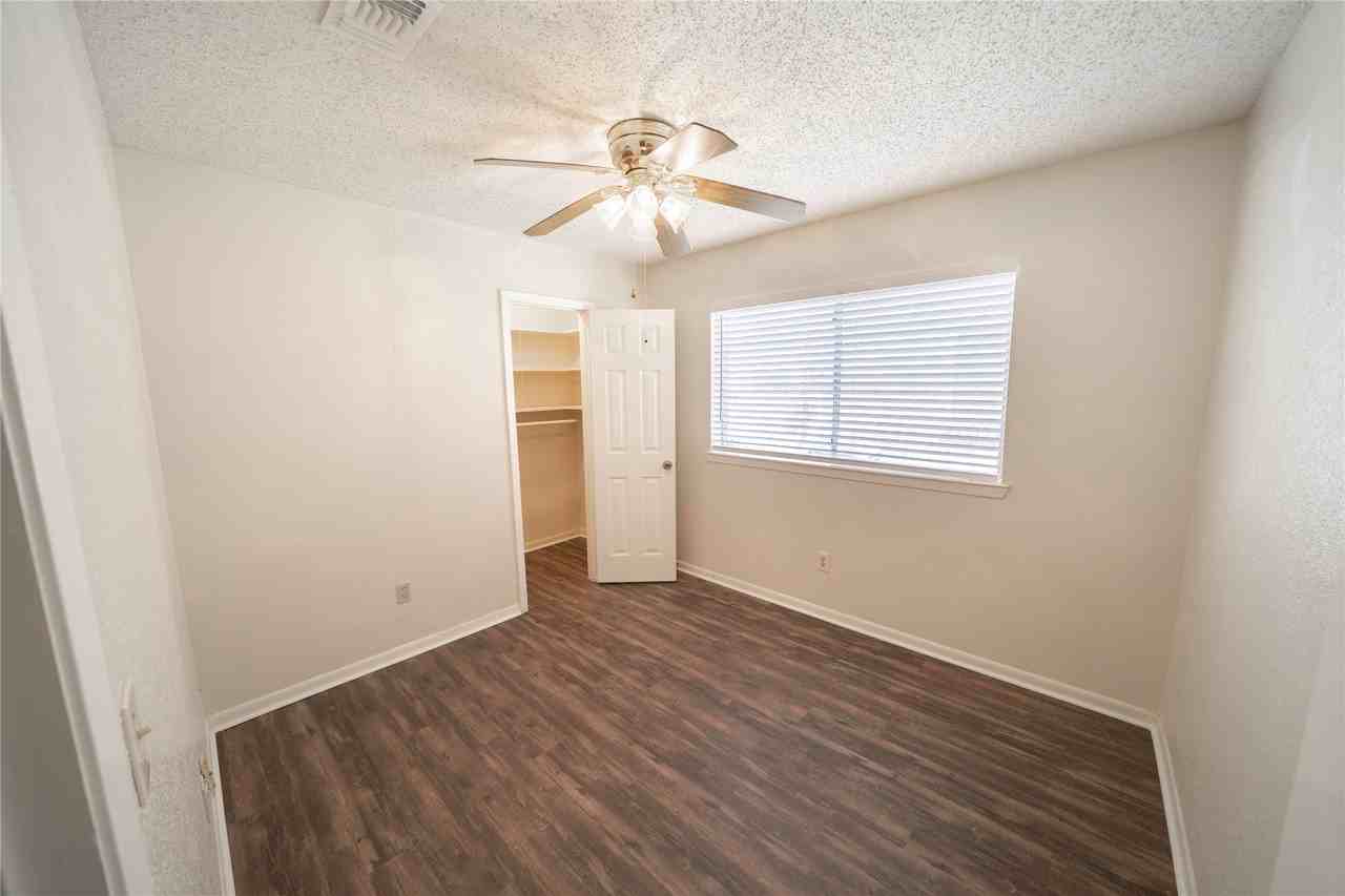 22714 Brafferton Lane #22714 - Photo 2 of 18