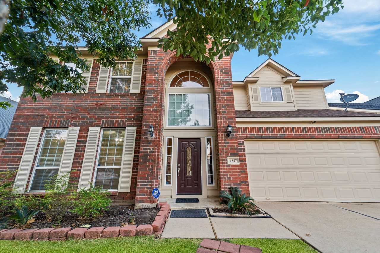 4827 Yearling Ridge Court #4827 - Photo 3 of 33