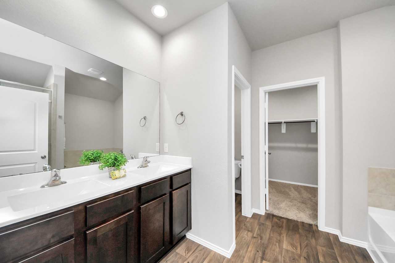 22906 Modica Rift Ln #22906 - Photo 7 of 27