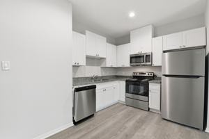 featured image of 2521 Maple Street