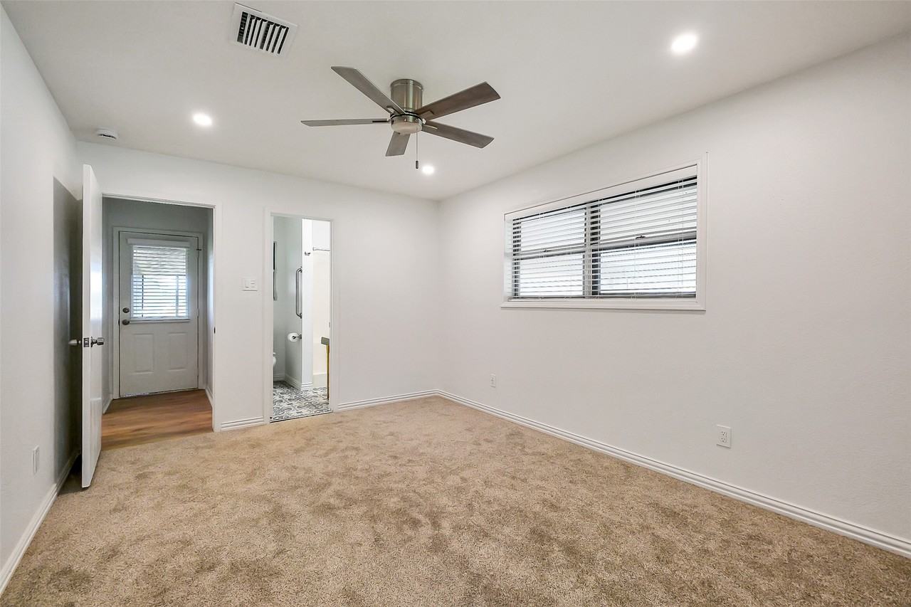 3605 Longherridge Drive #3605 - Photo 6 of 35