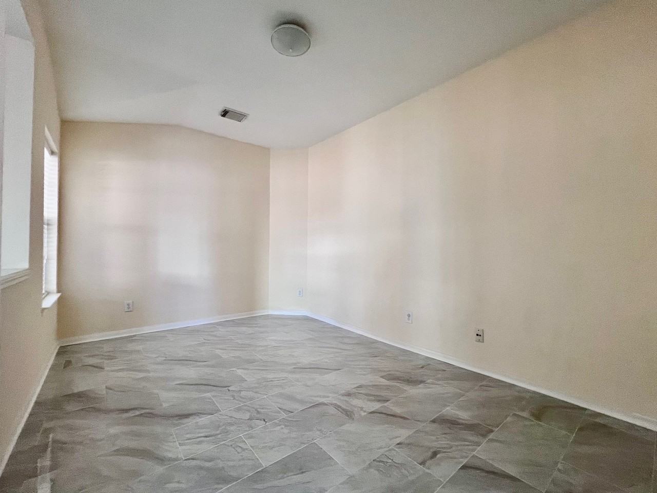 7710 Sapulpa Lane #7710 - Photo 7 of 15