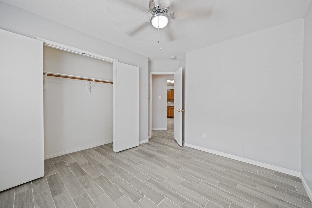 22623 Round Valley Drive #22623 - Photo 3 of 30