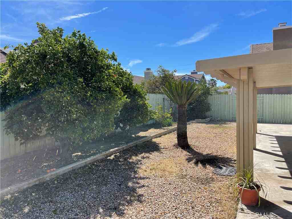 680 Goldenrod Street #680 - Photo 5 of 19