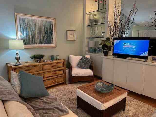 9303 Chapman Oak Court #9303