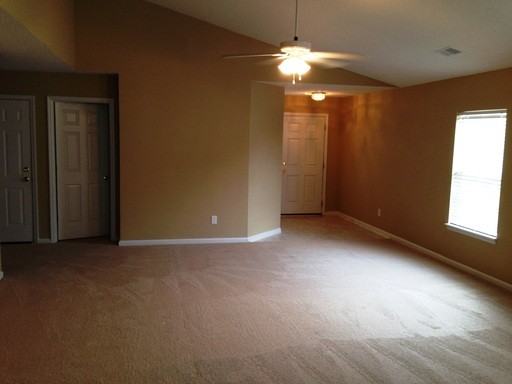 1319 Bishop Pine Dr - Photo 2 of 11