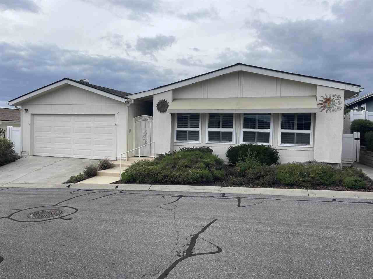 630 Via Columbia #630 - Photo 2 of 17