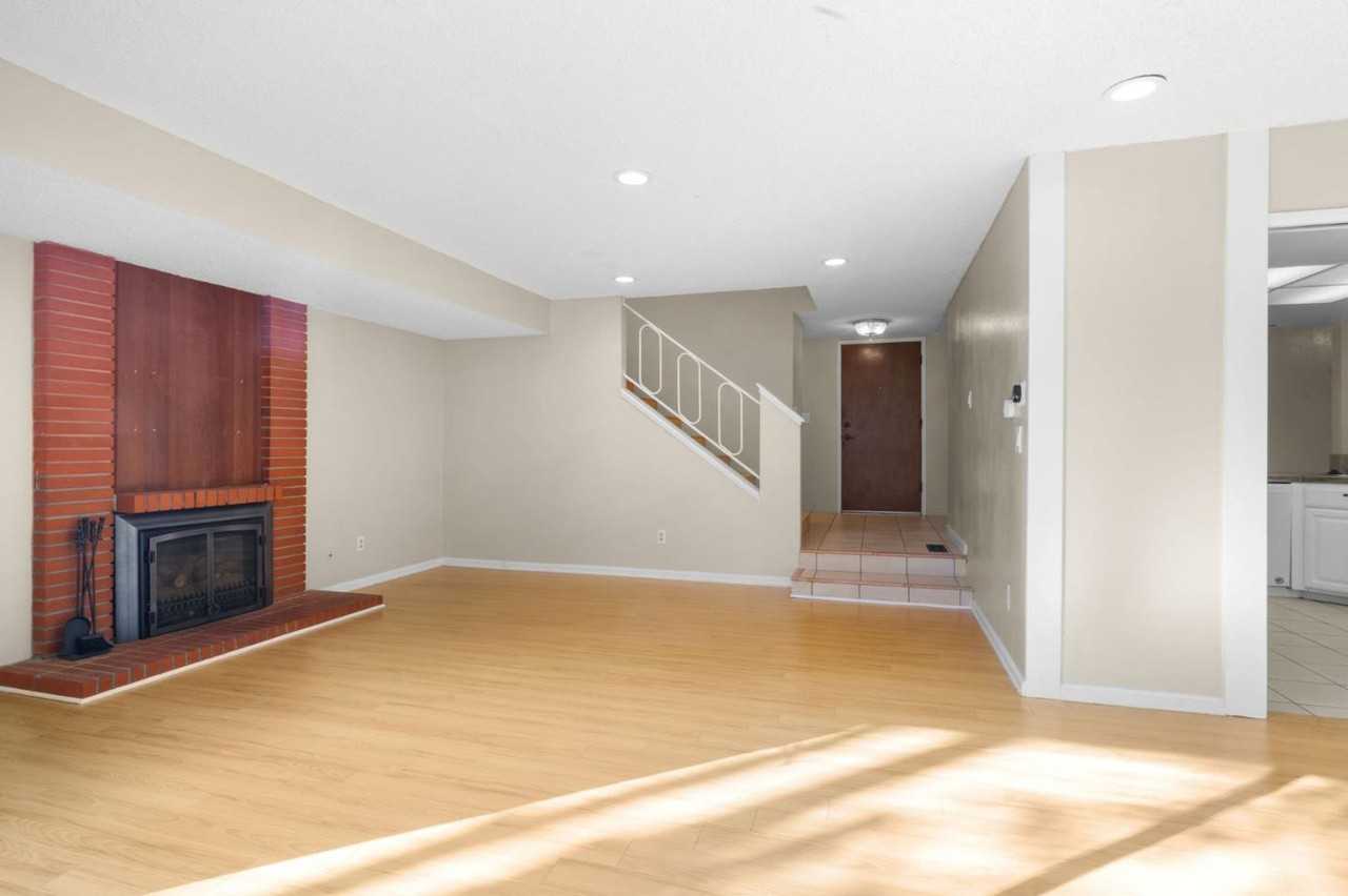 7124 Point Dunes Ct #7124 - Photo 2 of 29