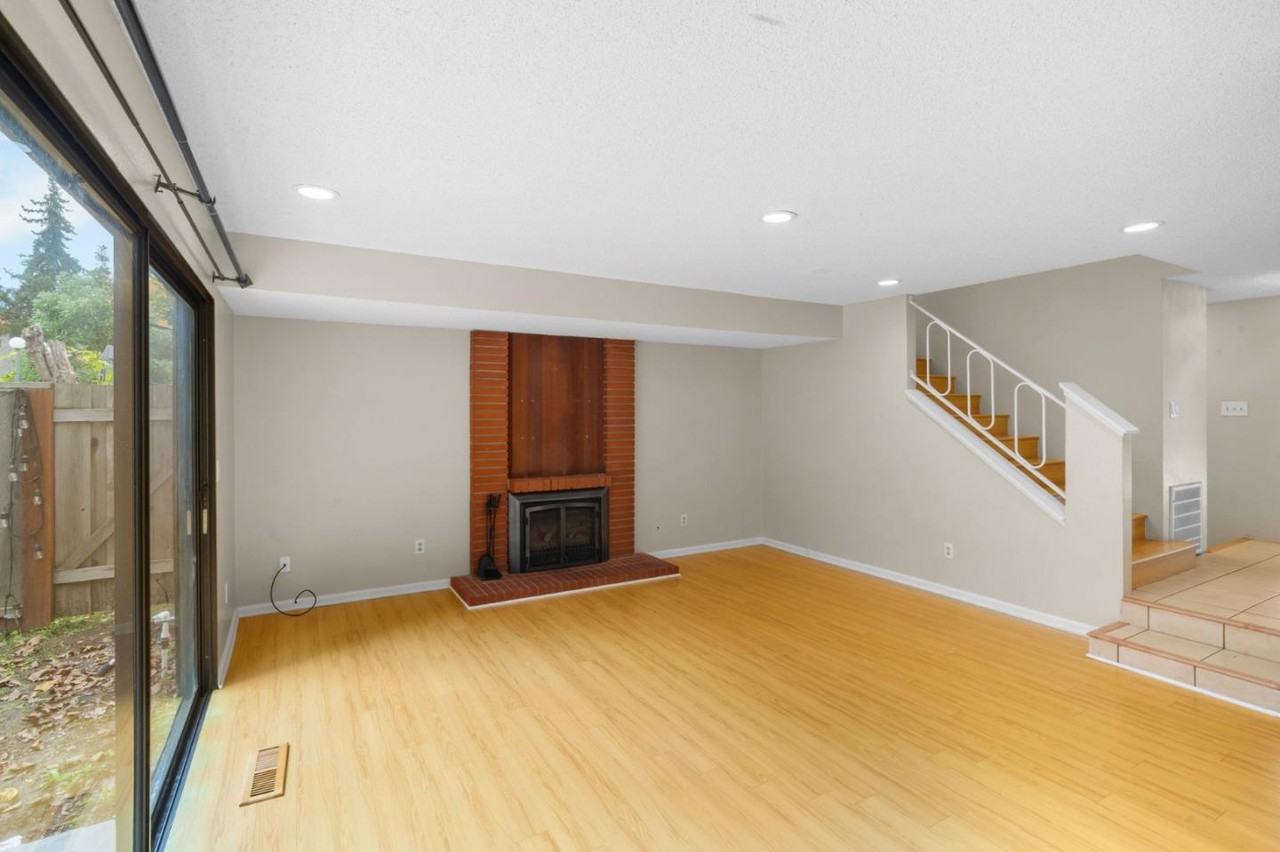 7124 Point Dunes Ct #7124 - Photo 3 of 29