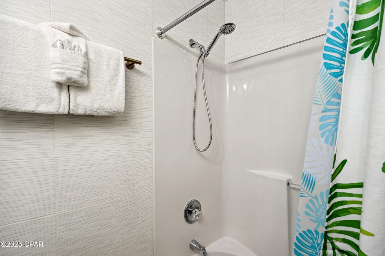 237 Saint Katherine Boulevard #237 - Photo 4 of 37