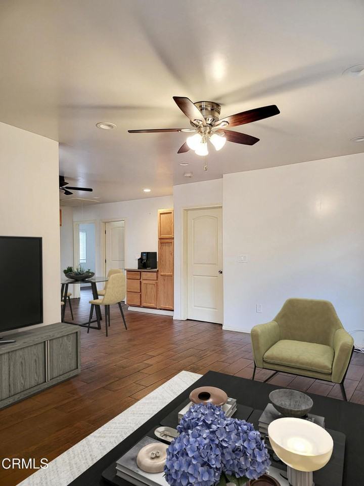 4406 Toland Way #4406 - Photo 5 of 17