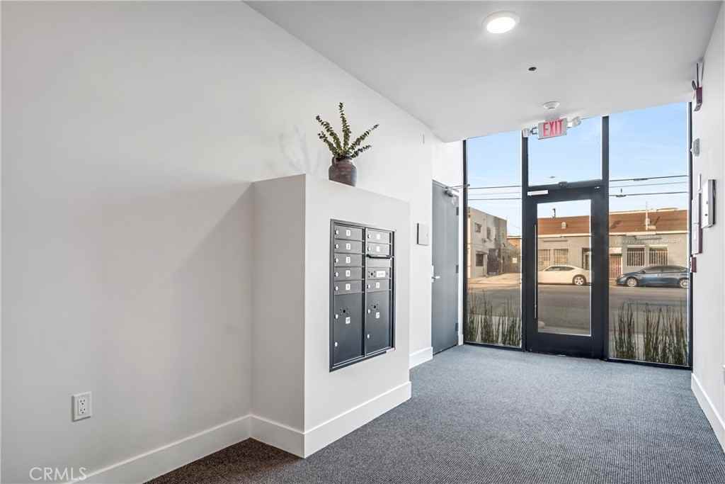 10035 South Western Avenue