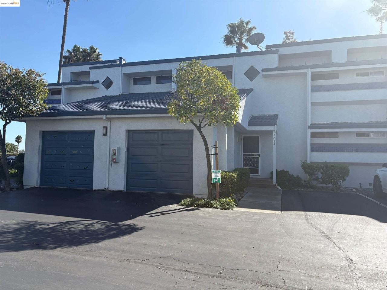 5854 Yawl Street #5854 - Photo 4 of 15