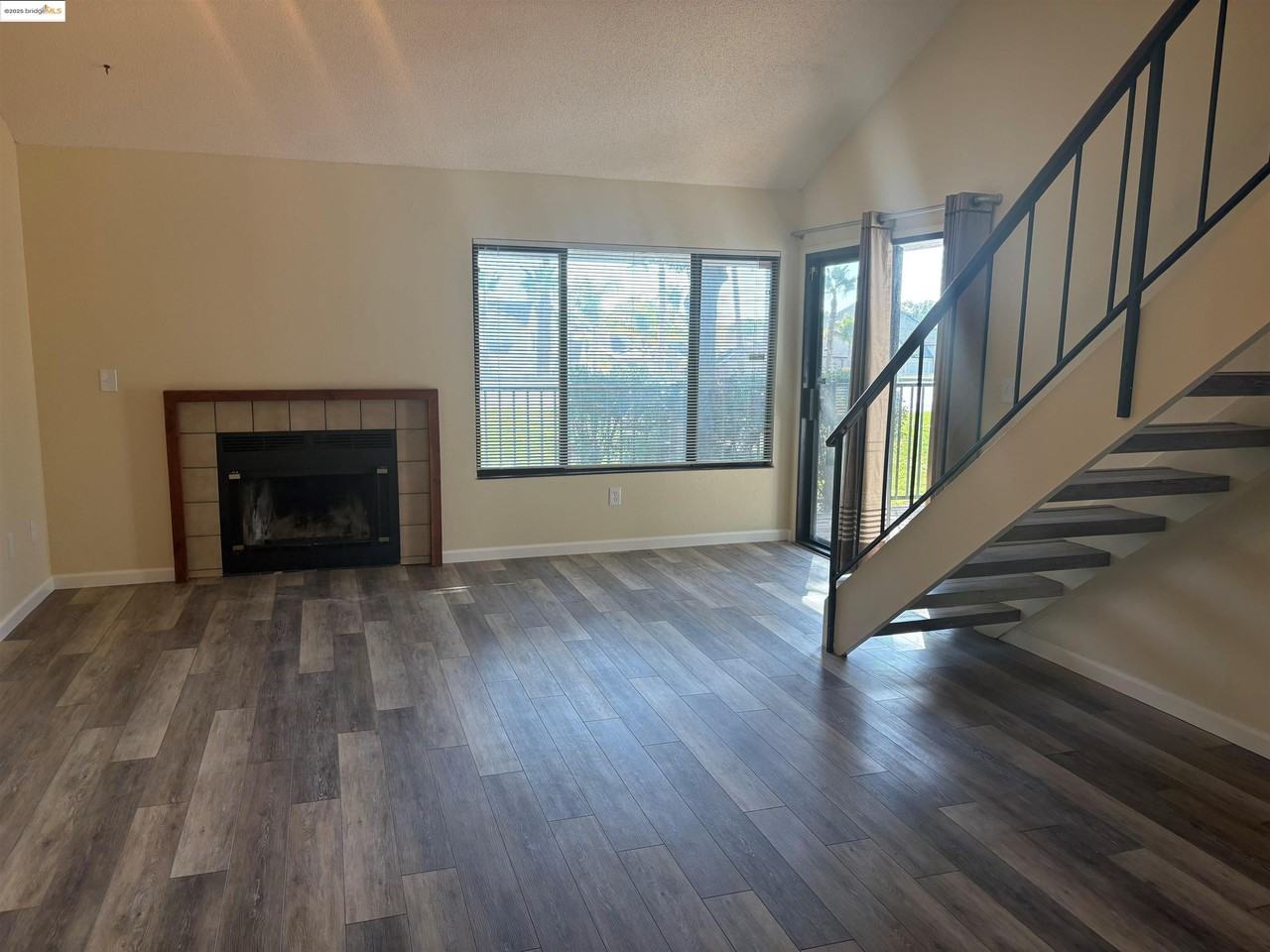 5854 Yawl Street #5854 - Photo 6 of 15