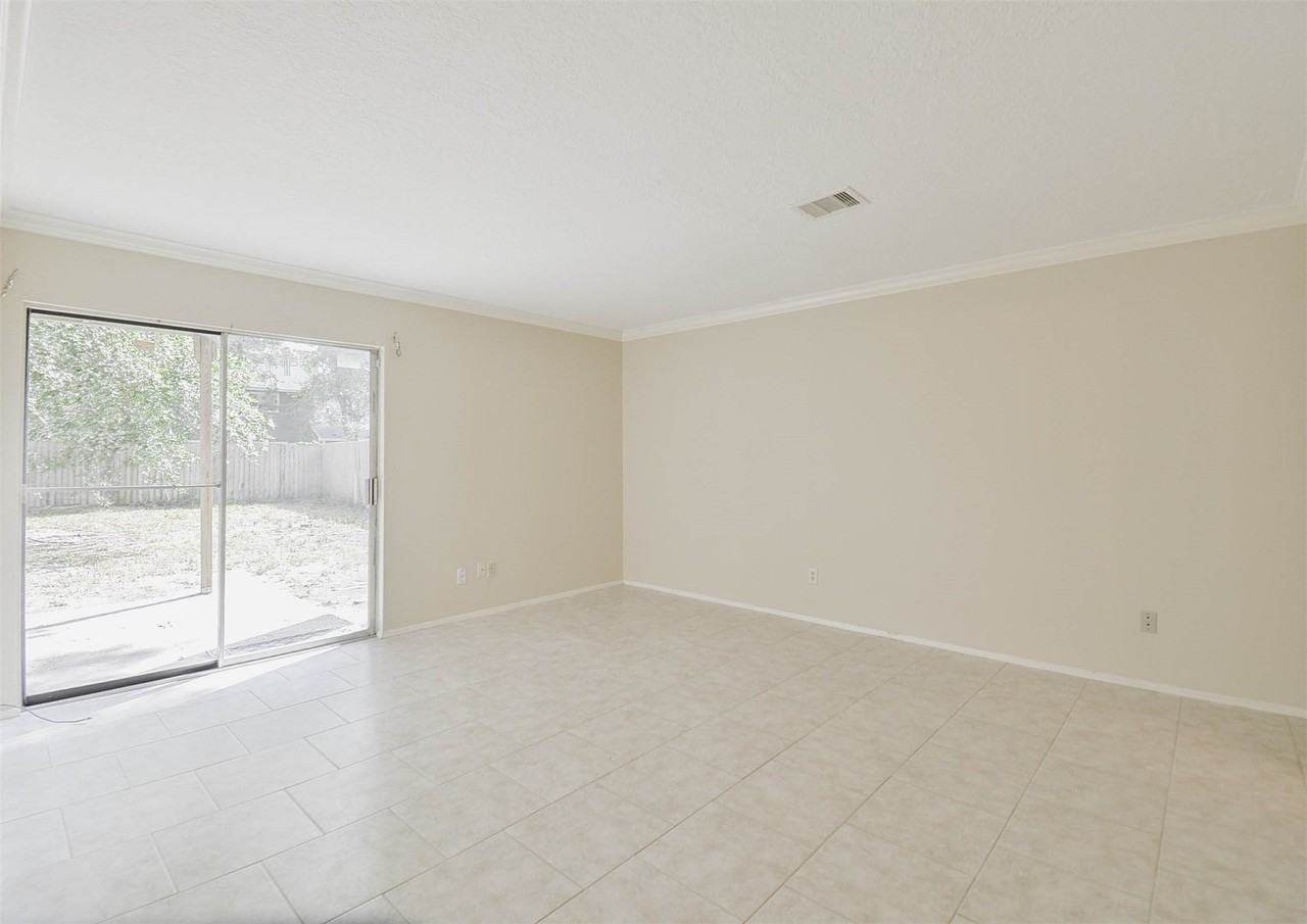 2915 Valley Rose Drive #2915 - Photo 4 of 30