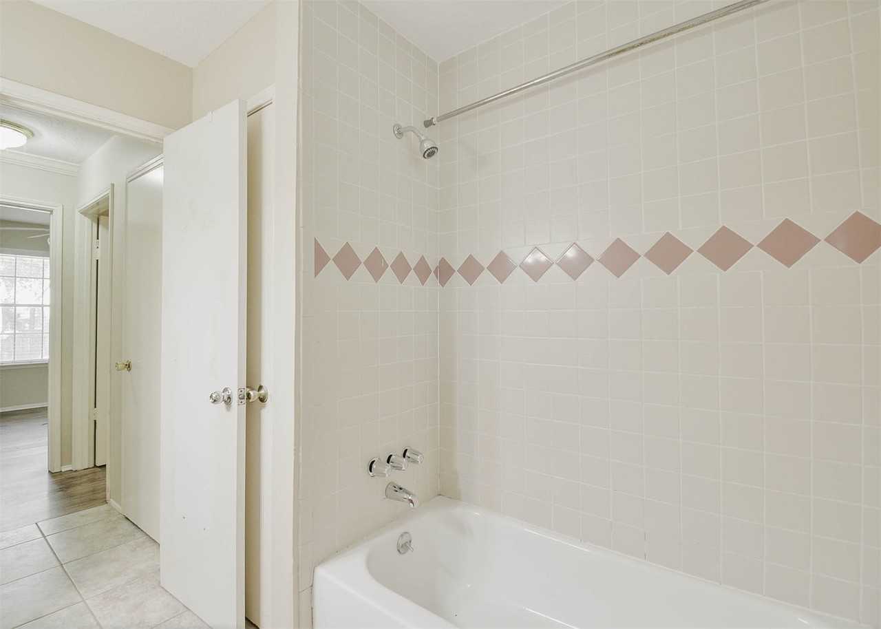 2915 Valley Rose Drive #2915 - Photo 6 of 30