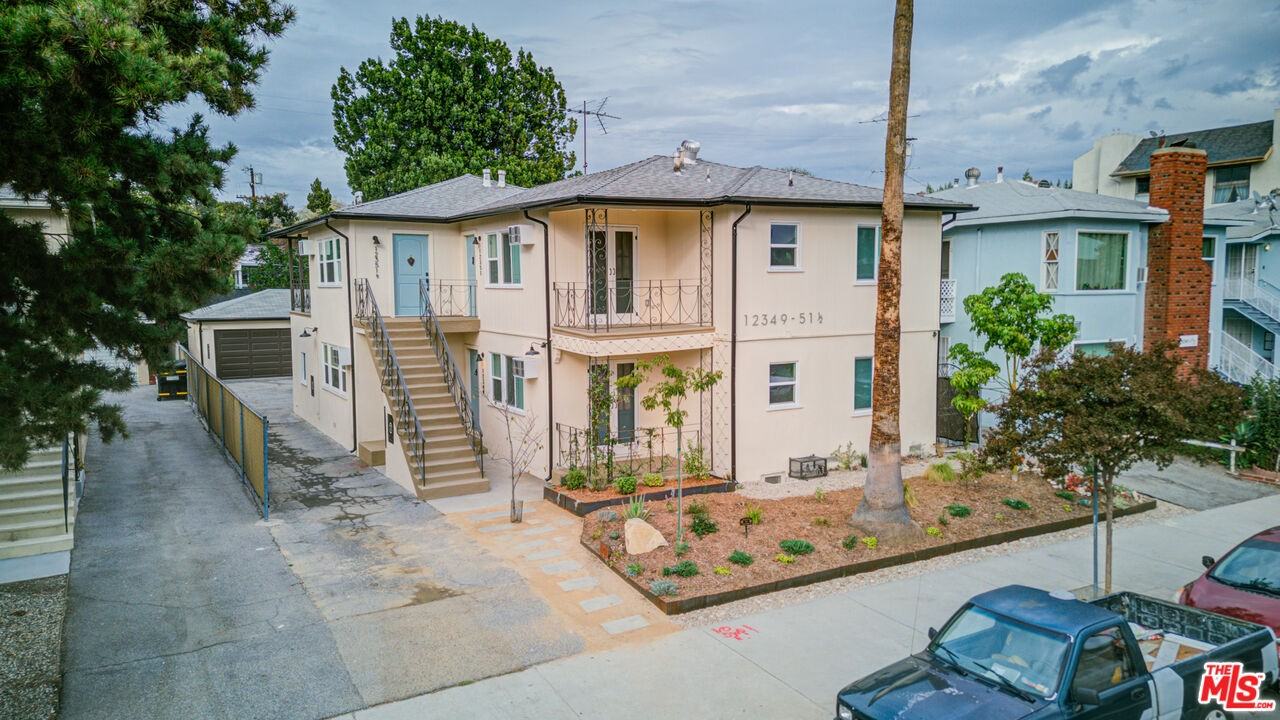 12351 Riverside Drive #123511-2 - Photo 5 of 19