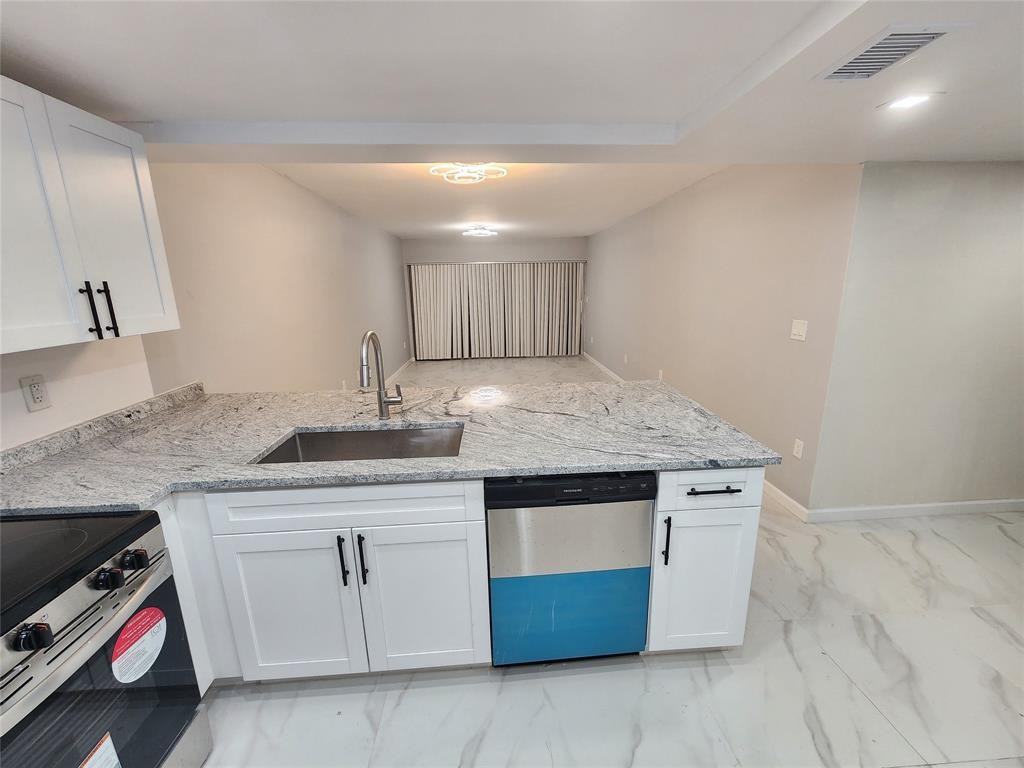 485 North Pine Island Road #485 - Photo 2 of 19